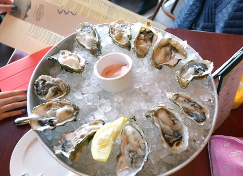 We didn't even get a full scoop of the mignonette sauce! (cr: Lucy)
